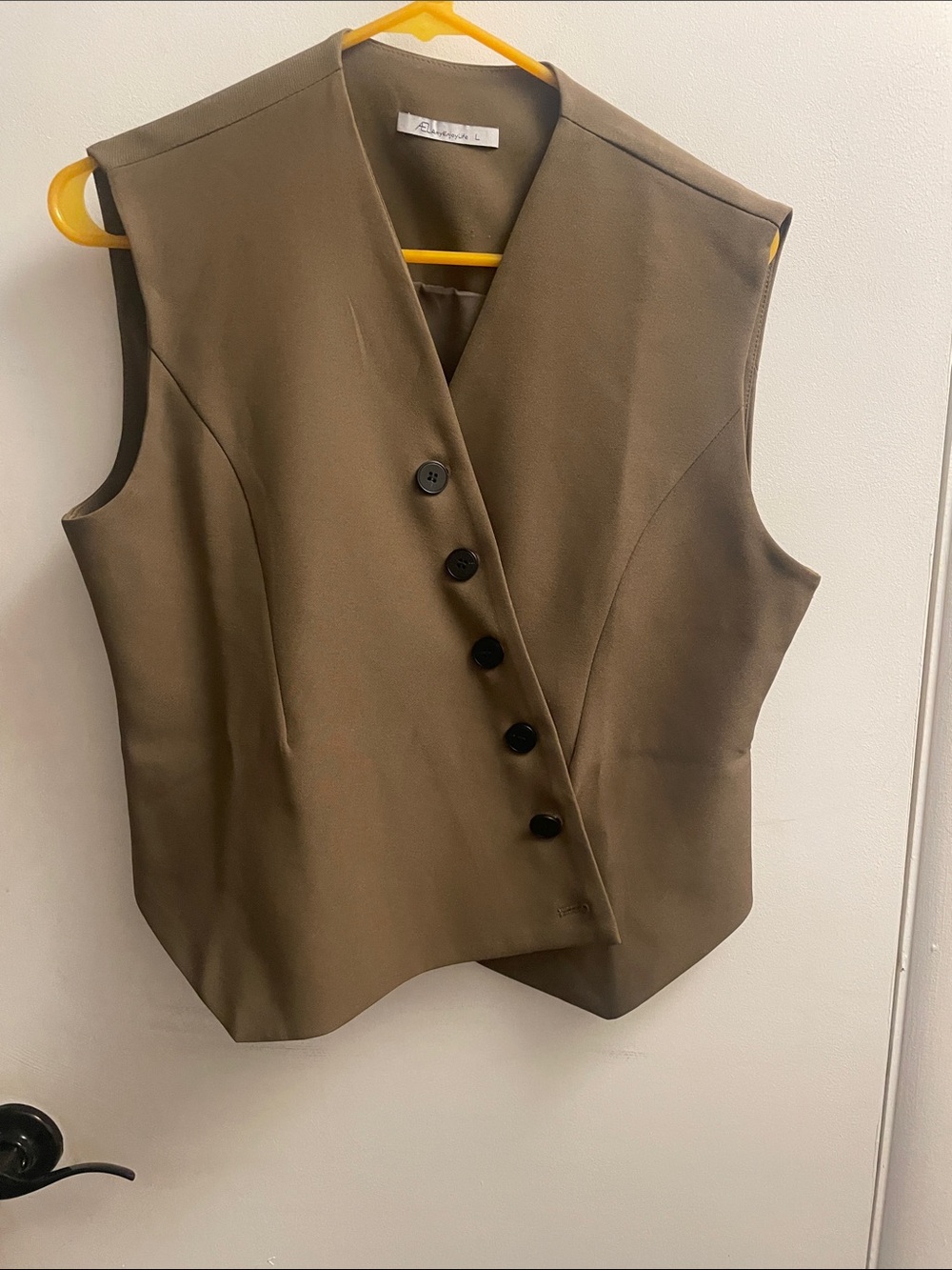 Sleeveless Tailored Vest in Olive Brown